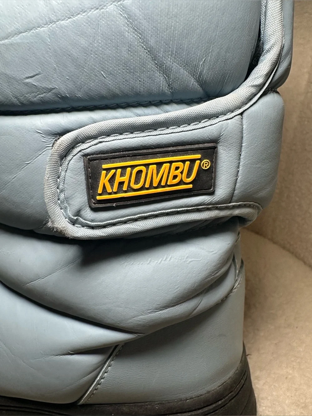 Khombu Traveler Winter Snow Boots Light Blue Puffer Puffy Cozy Warm Thick 8